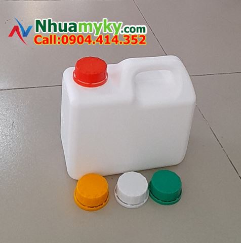 BÌNH NHỰA 2 LÍT VUÔNG ĐỰNG CHẤT LỎNG 