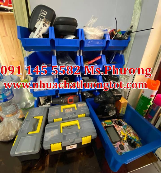 Khay nhựa đựng linh kiện ốc vít, kệ nhựa đựng dụng cụ 