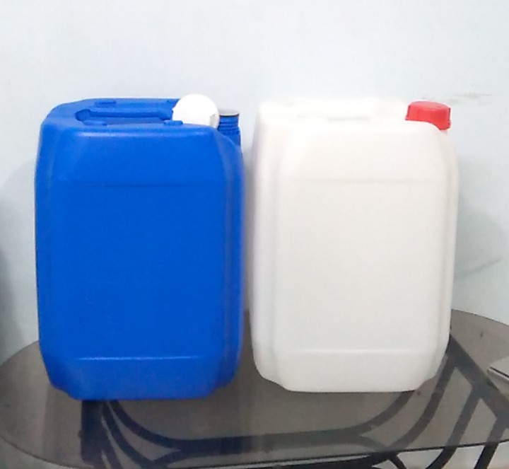 Can hóa chất 30 lít đựng phân bón